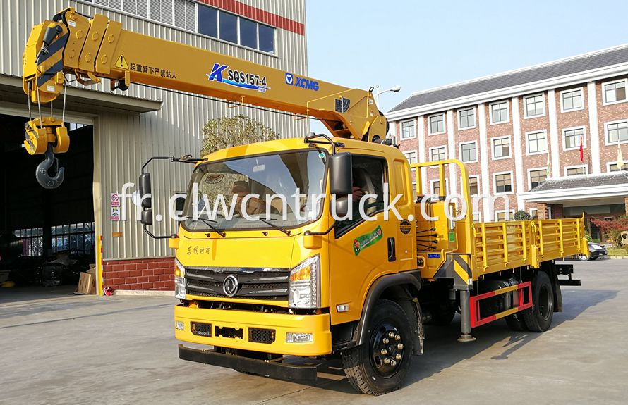 truck mounted crane